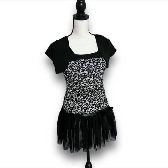 Byer Wear - Vintage Black & White Drop Waist Formal Midi/Mini Dress - Picture 2 of 8